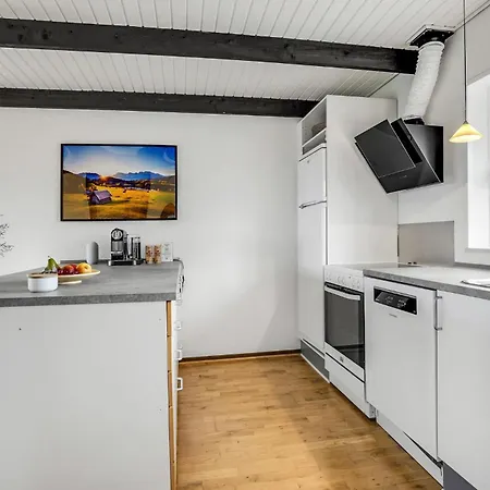 3 Bedroom Cozy In בית נופש