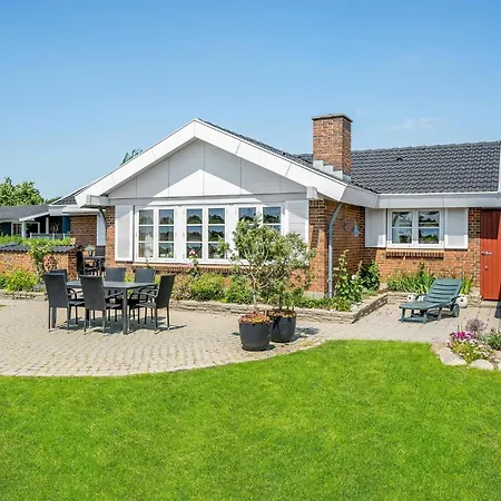 3 Bedroom Cozy In Haderslev