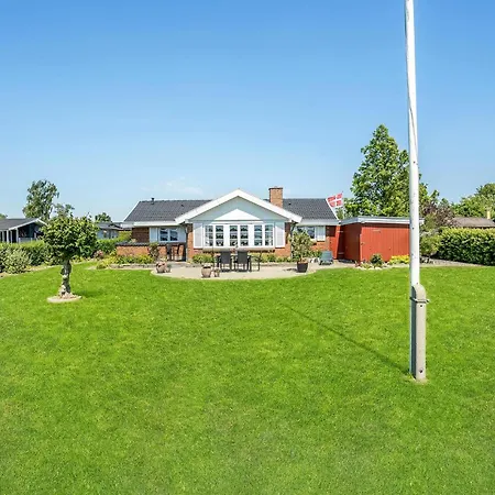 3 Bedroom Cozy In בית נופש *